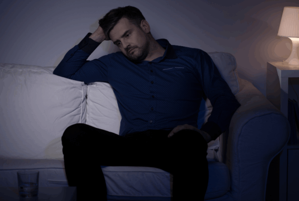 Midlife Crisis Symptoms in Your 40s: What to Watch For