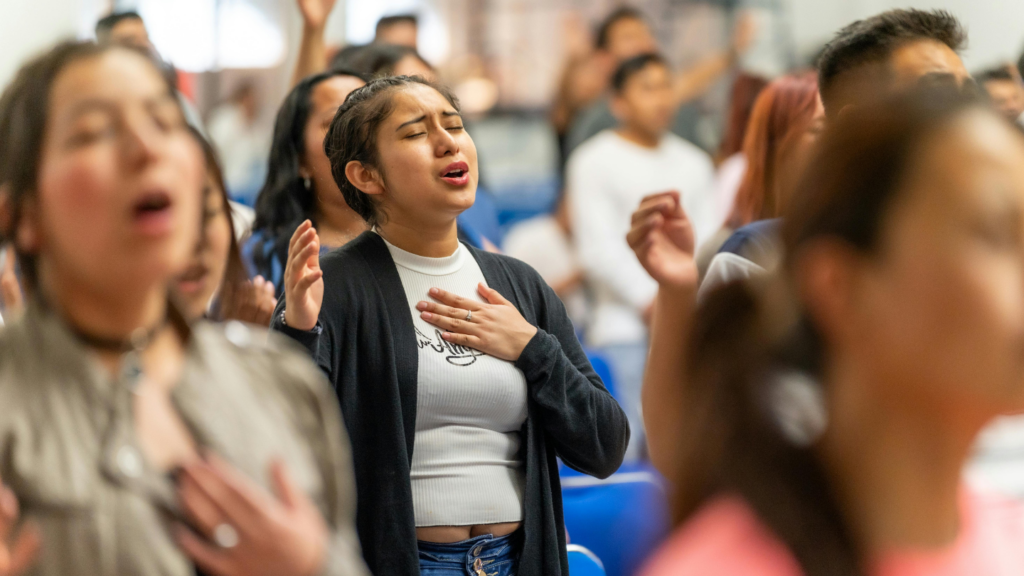 25 Sunday Service Prayers for Blessing, Guidance, and Peace