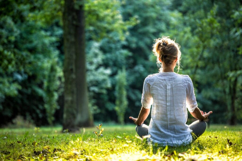 How to Accept Yourself and Build Confidence